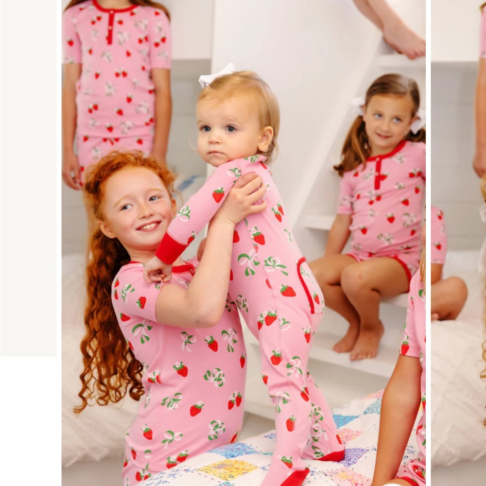 Noells night night bow and berry pajamas TBBC